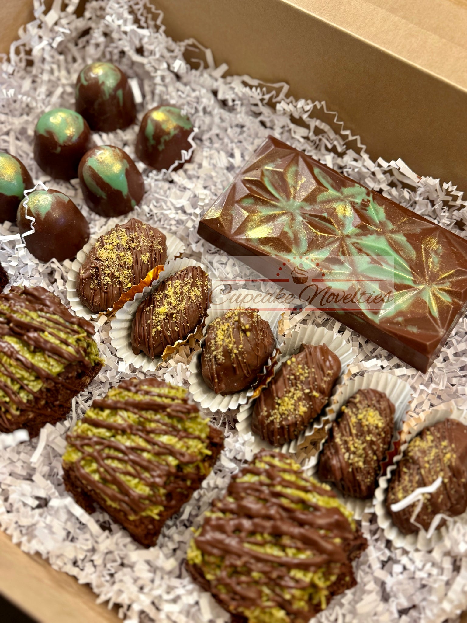 Dubai Chocolate Treat Box Dubai Chocolate Bar Truffles Dubai Chocolate Dates Chocolate Brownies Eid Party Favors Ramadan Eid Chocolate Eid Desserts Package Eid Gift for Kids Eid Mubarak Eid Al Adha Decor Pistachio Kunafa